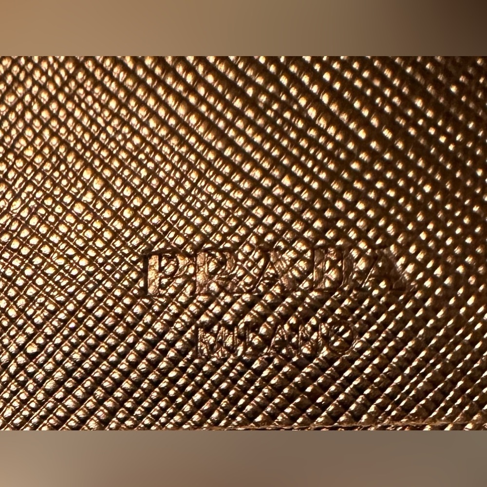 SOLD!💎Prada Saffiano Bronze Wallet-EUC - Picture 6 of 15